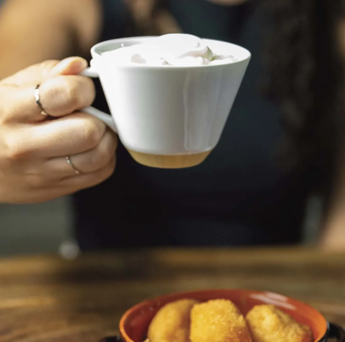 Petiscos com café